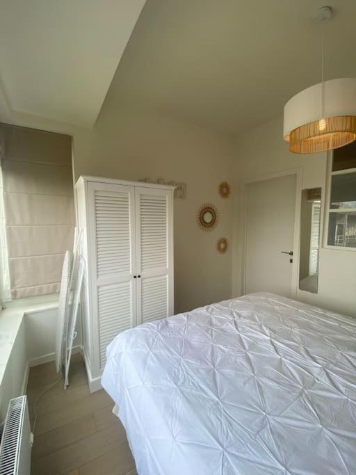 1 Chambre Avec Parking Au Coeur De Bruxelles 2D ภายนอก รูปภาพ